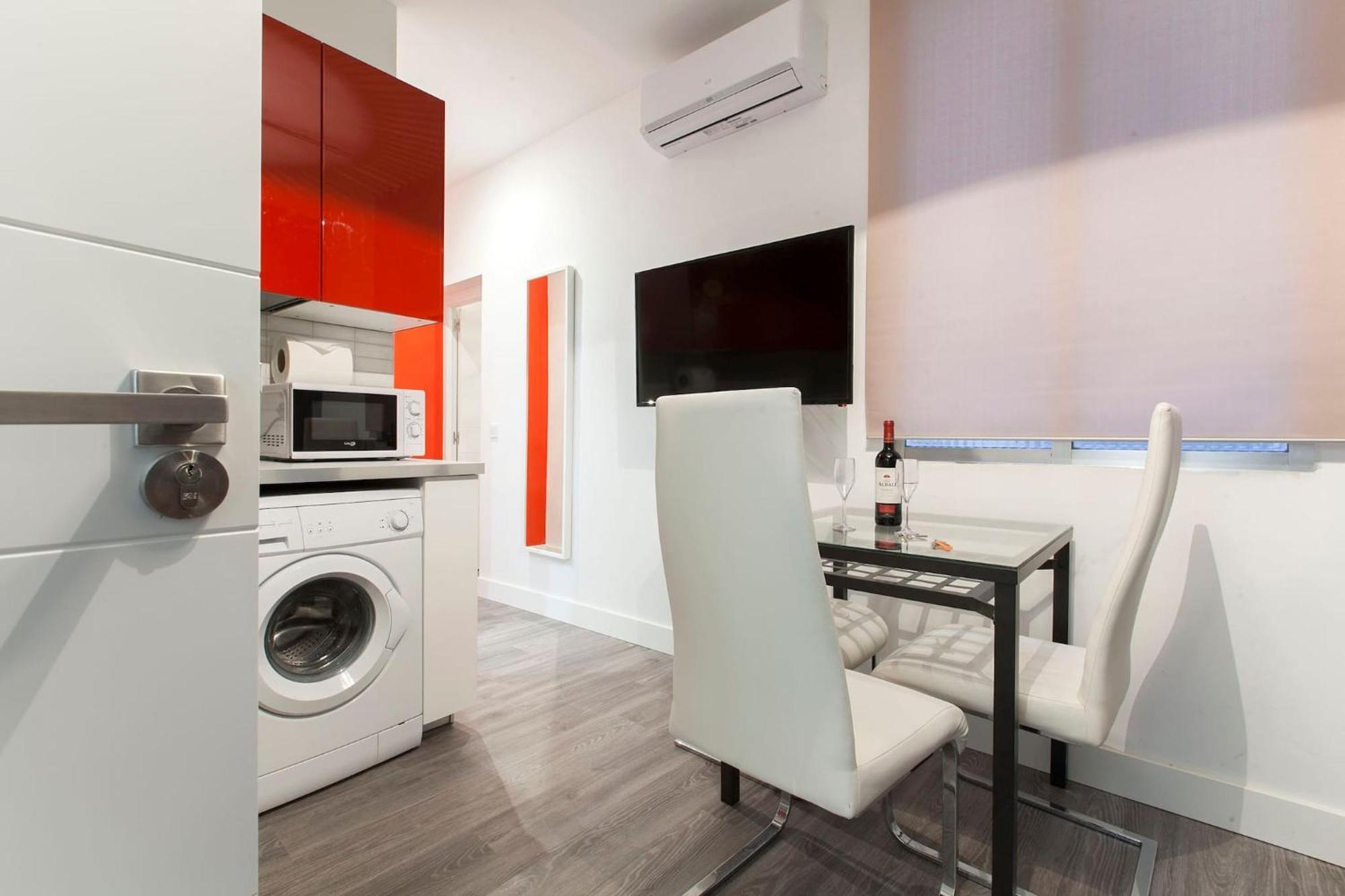 Apartamentos Day Madrid Callao Centro Gran Via Sol Malasana Экстерьер фото
